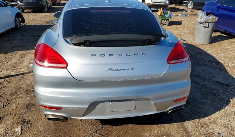 
								2016 Porsche Panamera full									