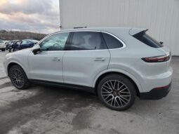 
										2021 Porsche Cayenne full									