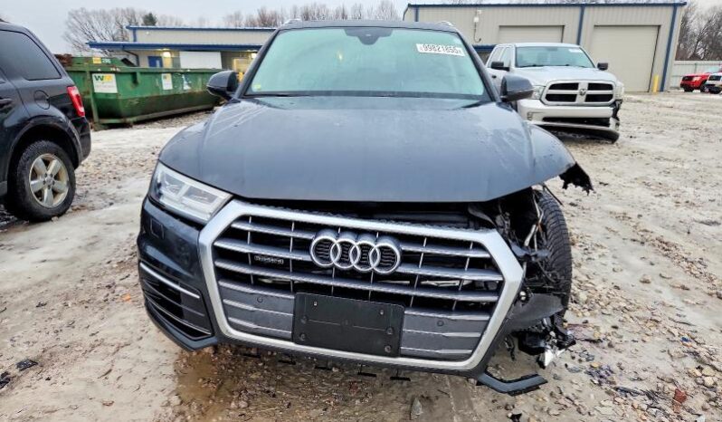 
								2018 Audi Q5 full									