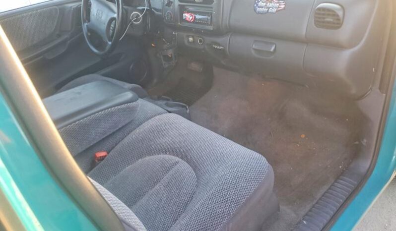 
								1997 Dodge Dakota full									