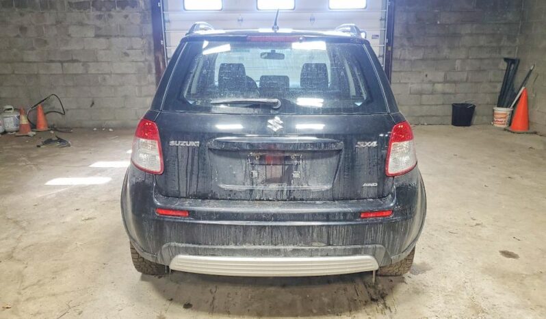 
								2012 Suzuki Sx4 full									