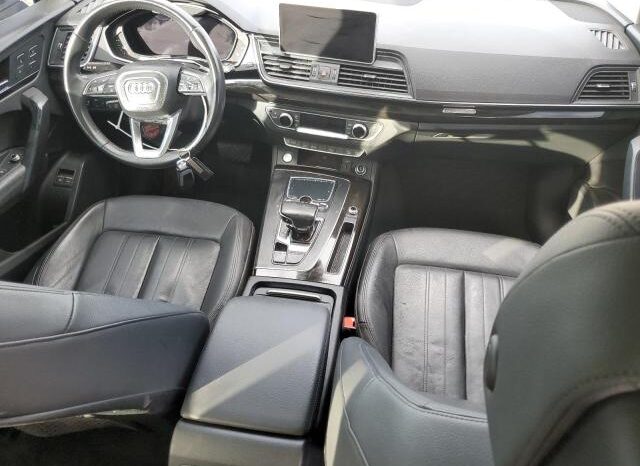 
								2020 Audi Q5 full									