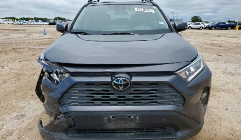 
								2020 Toyota Rav4 full									
