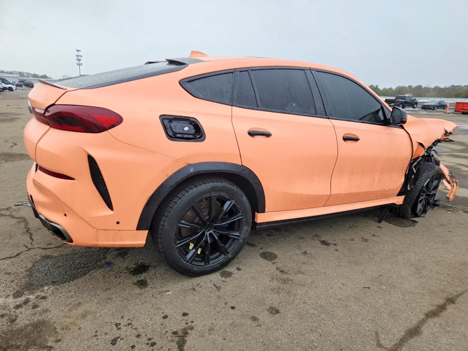2021 BMW X6