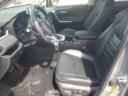 
										2019 Toyota Rav4 full									