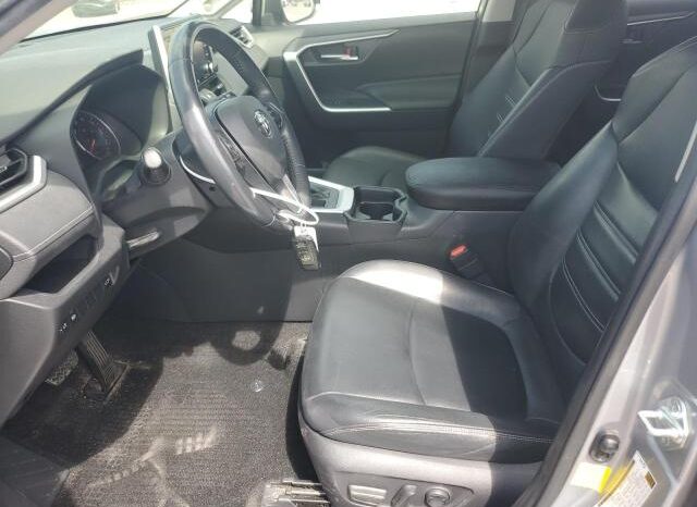 
								2019 Toyota Rav4 full									