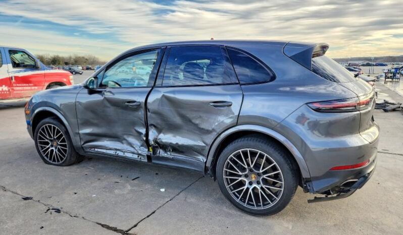
								2020 Porsche Cayenne full									