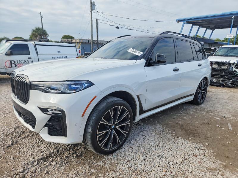 2021 BMW X7