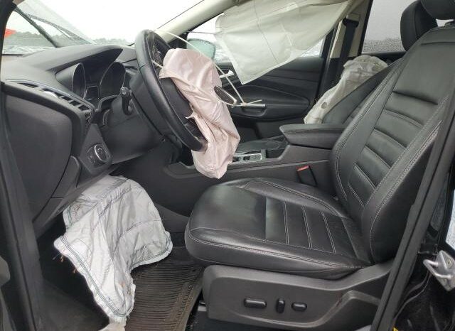 
								2019 Ford Escape tit full									