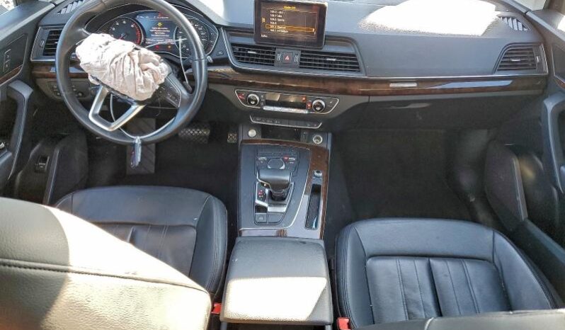 
								2019 Audi Q5 full									
