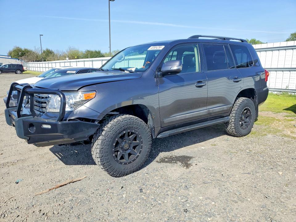 2013 Toyota Land cruiser