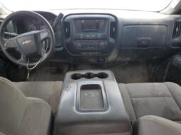 
										2015 Chevrolet Silverado full									