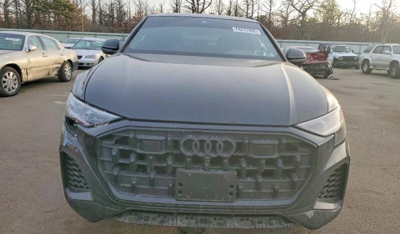 
								2025 Audi Q8 full									