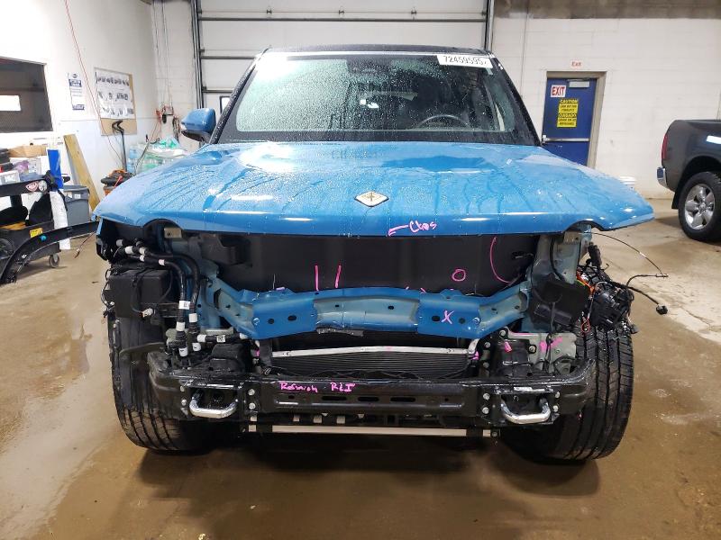 2023 Rivian R1s