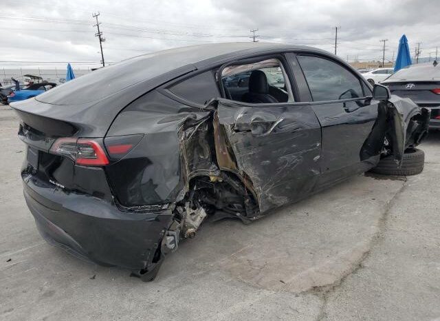
								2021 Tesla Model y full									