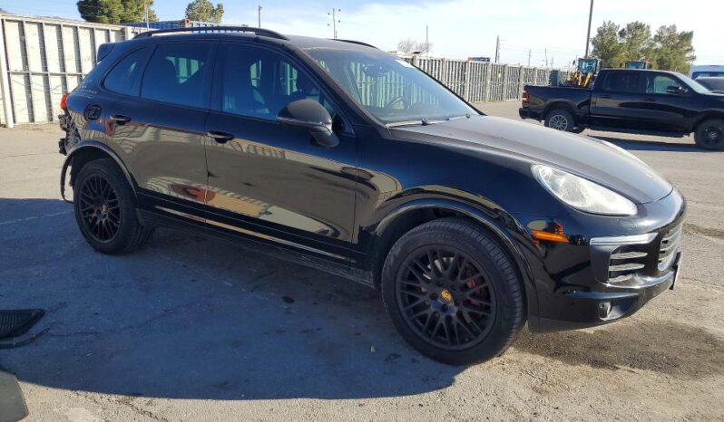 
								2017 Porsche Cayenne full									