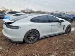 
										2022 Porsche Panamera full									