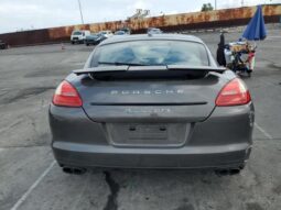 
										2013 Porsche Panamera full									