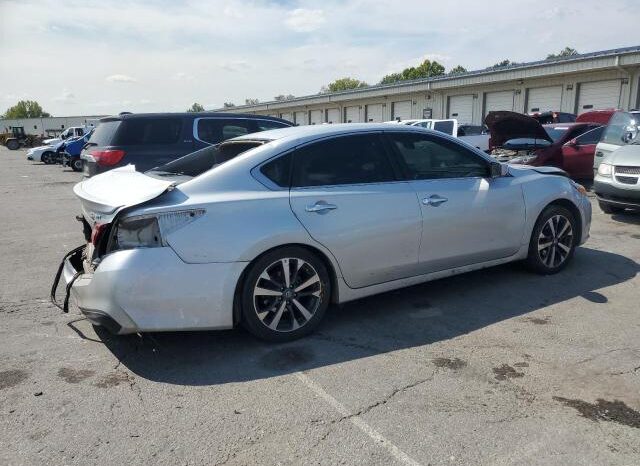 
								2017 Nissan Altima 3.5 full									