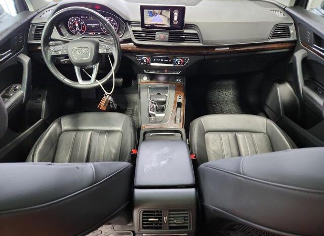 
								2020 Audi Q5 full									