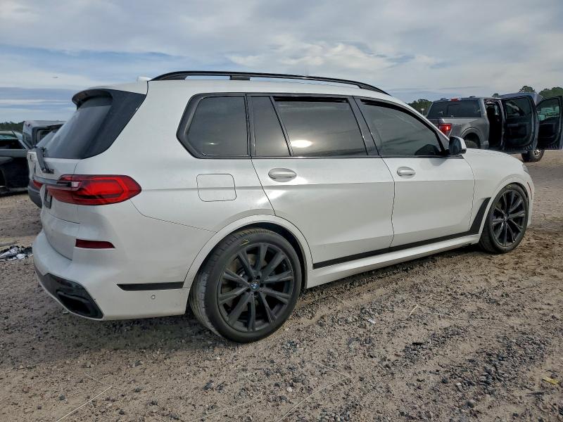 2020 BMW X7