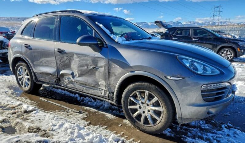 
								2012 Porsche Cayenne full									