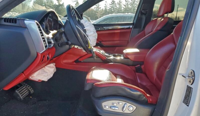 
								2014 Porsche Cayenne full									