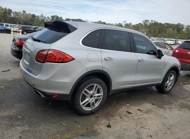 
								2013 Porsche Cayenne full									