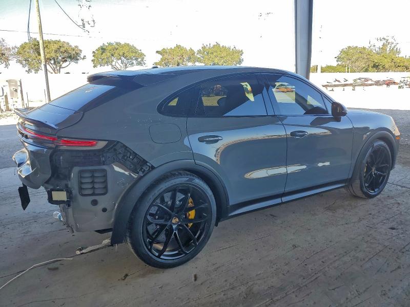 2025 Porsche Cayenne