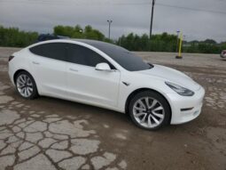
										2019 Tesla Model 3 full									