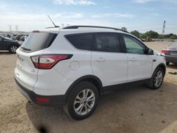 
										2018 Ford Escape se full									