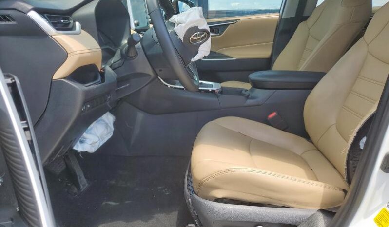 
								2023 Toyota Rav4 full									