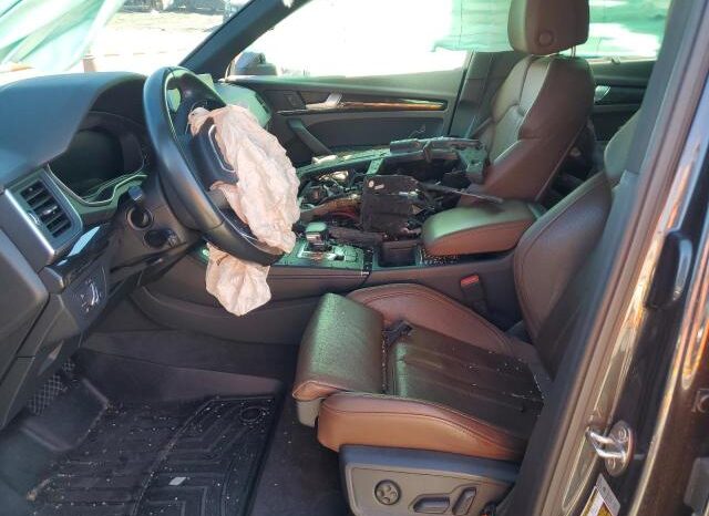 
								2019 Audi Q5 full									