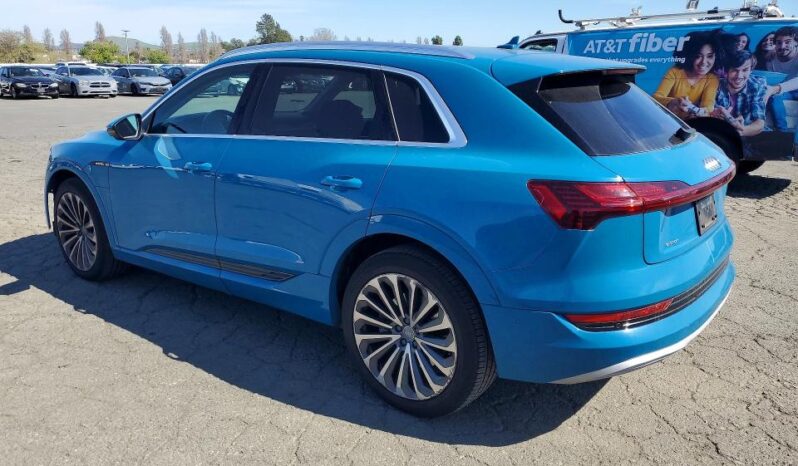 
								2019 Audi E-tron full									