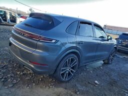 
										2024 Porsche Cayenne full									