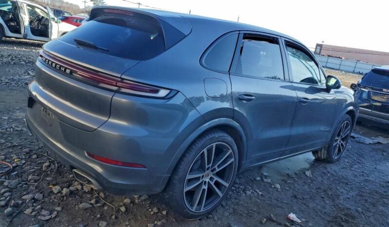 
								2024 Porsche Cayenne full									