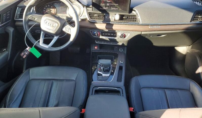 
								2021 Audi Q5 full									