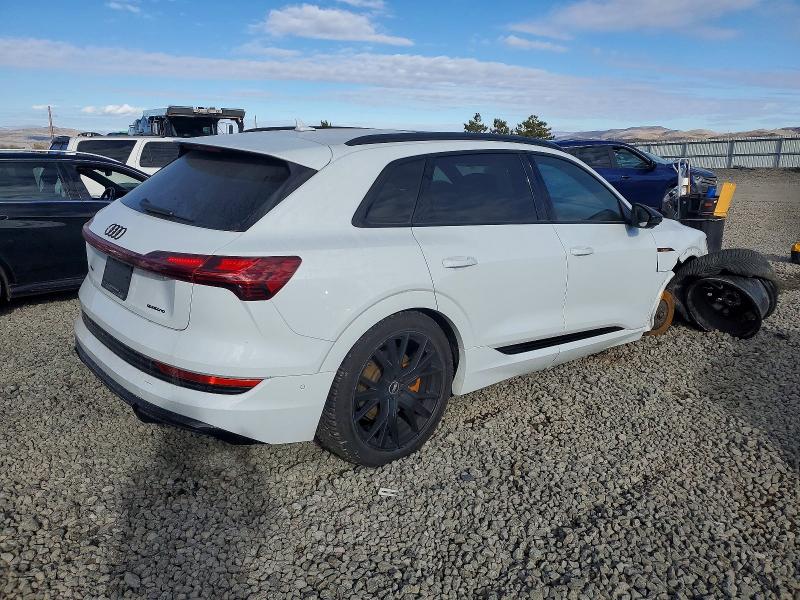 2022 Audi E-tron