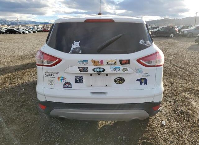 
								2015 Ford Escape se full									