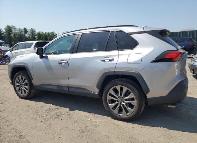 
								2019 Toyota Rav4 full									
