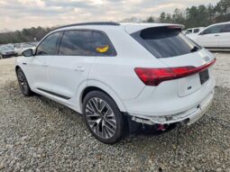 
										2024 Audi Q8 full									