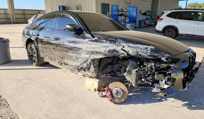 
								2025 BMW I4 full									