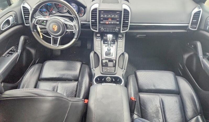 
								2018 Porsche Cayenne full									