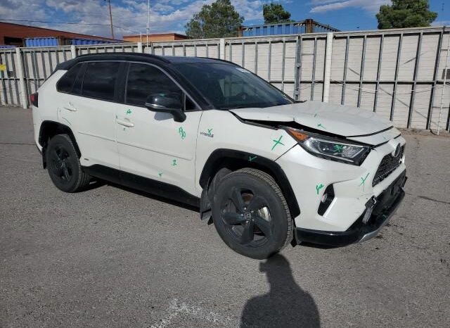 
								2020 Toyota Rav4 full									