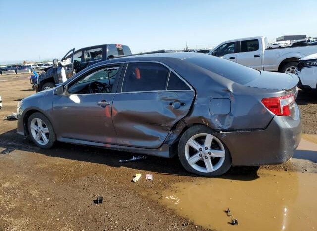 
								2014 Toyota Camry l full									