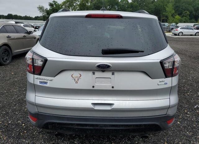 
								2018 Ford Escape se full									