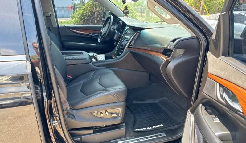 
								2016 Cadillac Escalade full									