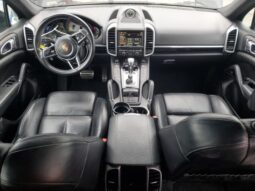 
										2015 Porsche Cayenne full									