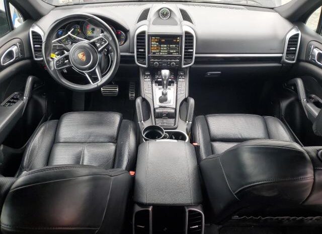 
								2015 Porsche Cayenne full									