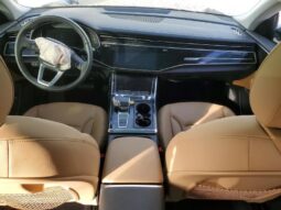 
										2023 Audi Q8 full									